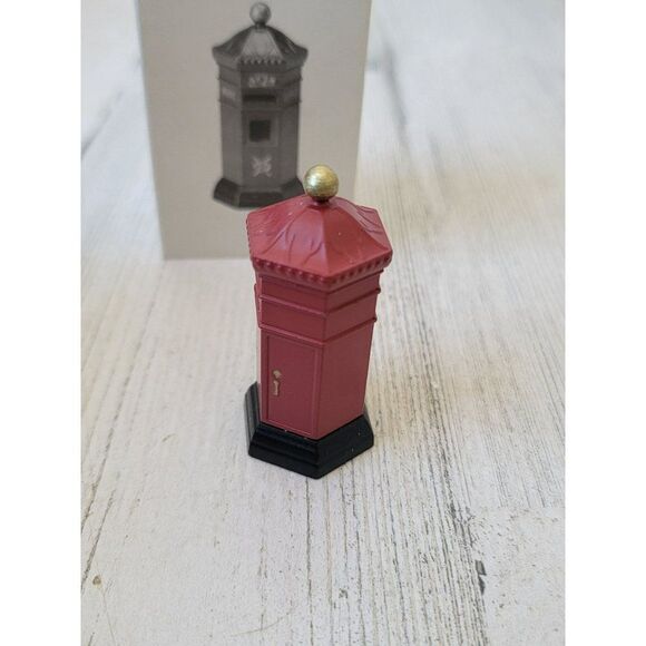 Dept 56 58050 English Post Box heritage village accessory xmas - Picture 4 of 5
